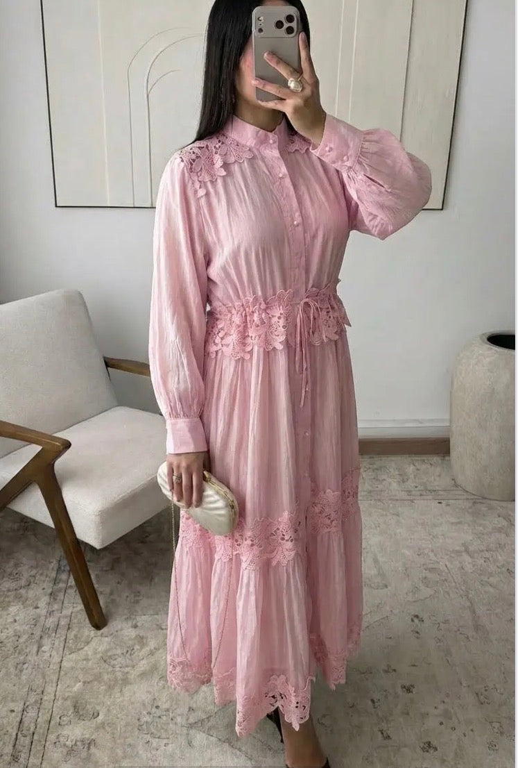 Amira Spitzenkleid