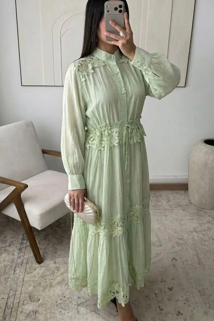 Amira Spitzenkleid